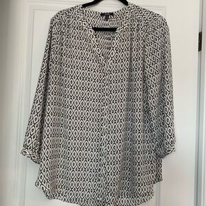 NYDJ Size L blouse